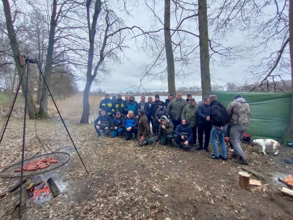 Posprzątajmy brzegi swojego jeziora 